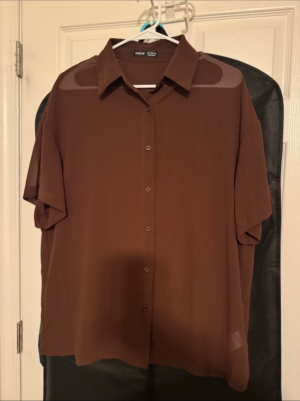 SHEIN women’s Brown Short-Sleeve Button-Down Shirt